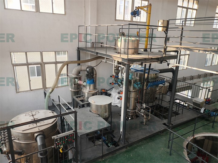 大型對(duì)撞式氣流粉碎機(jī)